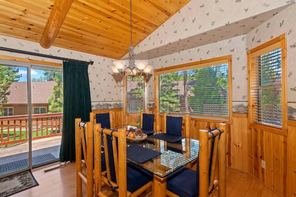Teakwood - 3-Br Spa, Fire Pit, Quiet, Ac, Centrally Located Βίλα Big Bear Lake Εξωτερικό φωτογραφία