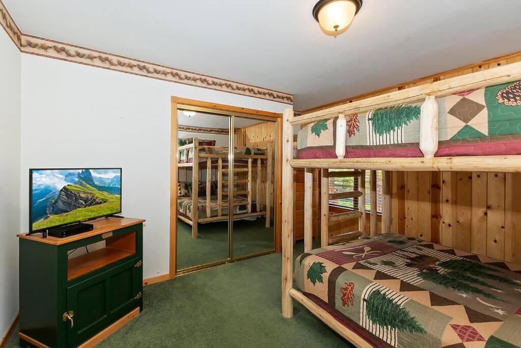 Teakwood - 3-Br Spa, Fire Pit, Quiet, Ac, Centrally Located Βίλα Big Bear Lake Εξωτερικό φωτογραφία