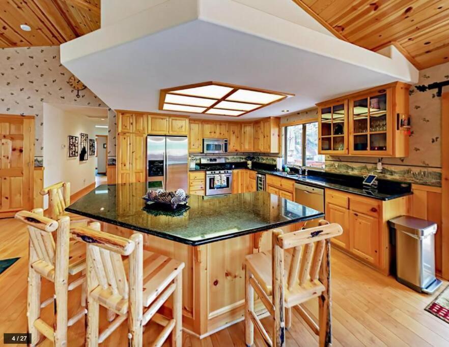 Teakwood - 3-Br Spa, Fire Pit, Quiet, Ac, Centrally Located Βίλα Big Bear Lake Εξωτερικό φωτογραφία